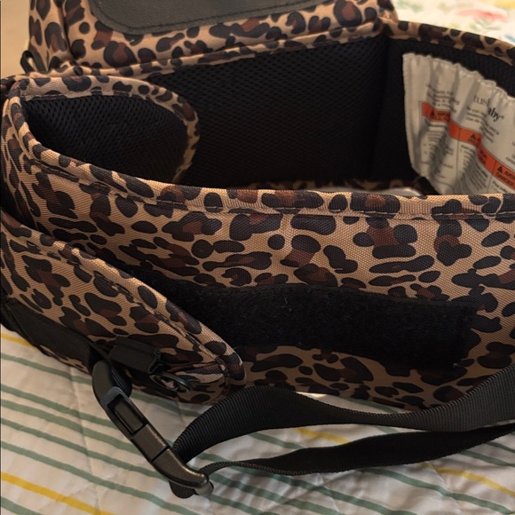 Tushbaby Leopard Print Backpack - Picture 5 of 6